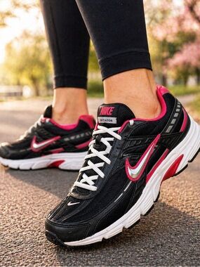 Nike Initiator Running Shoes Black Pink Women’s 8.5